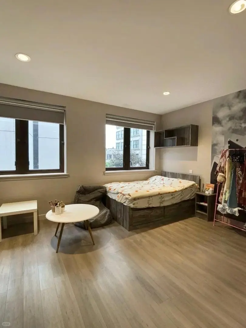 利茲商學院旁30m²雙窗studio還帶小花園