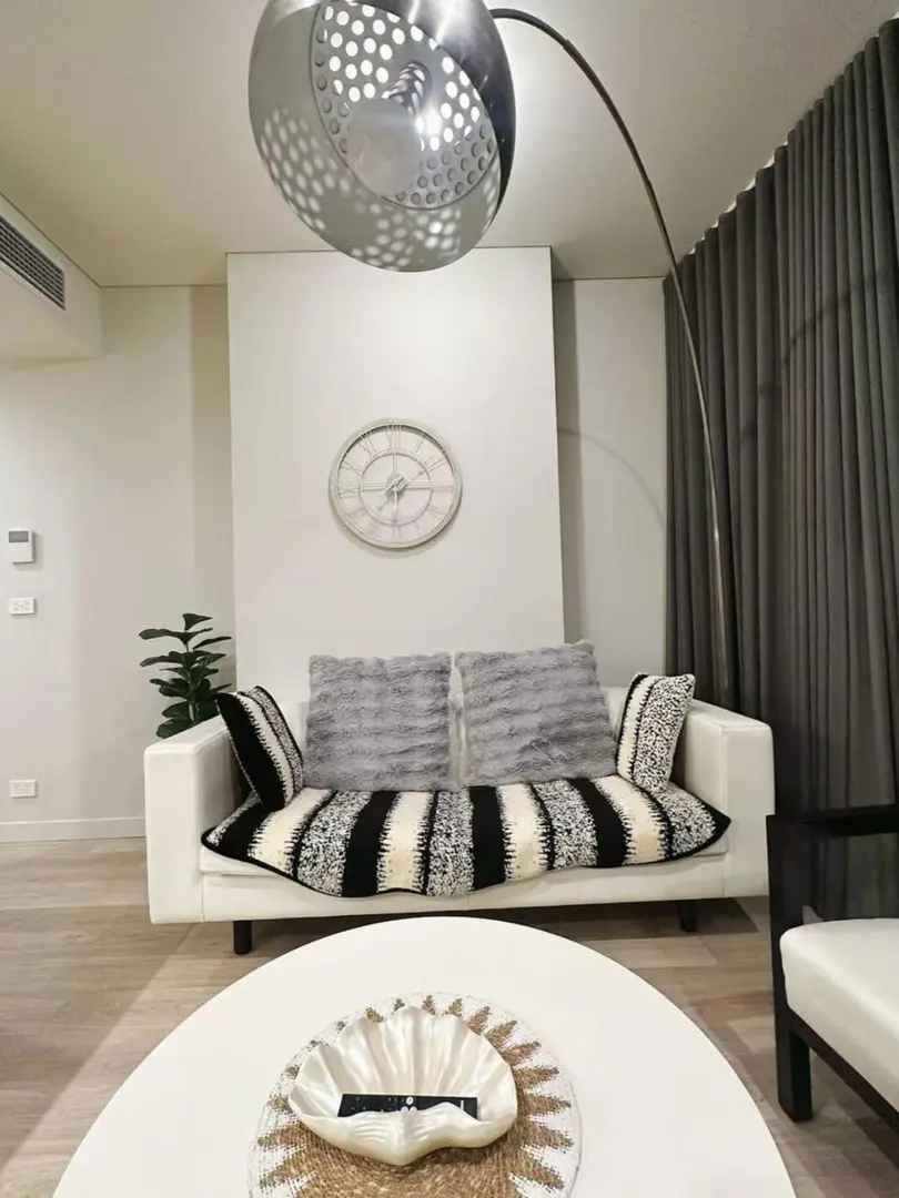 阿德萊德city轉租1b1b 包家具家電