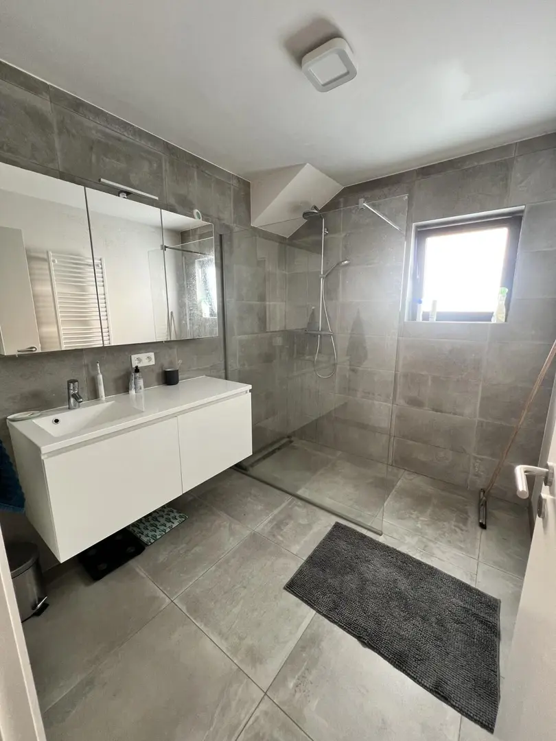 倫敦二區近期轉租1b1b，帶露台著急出帶🔪