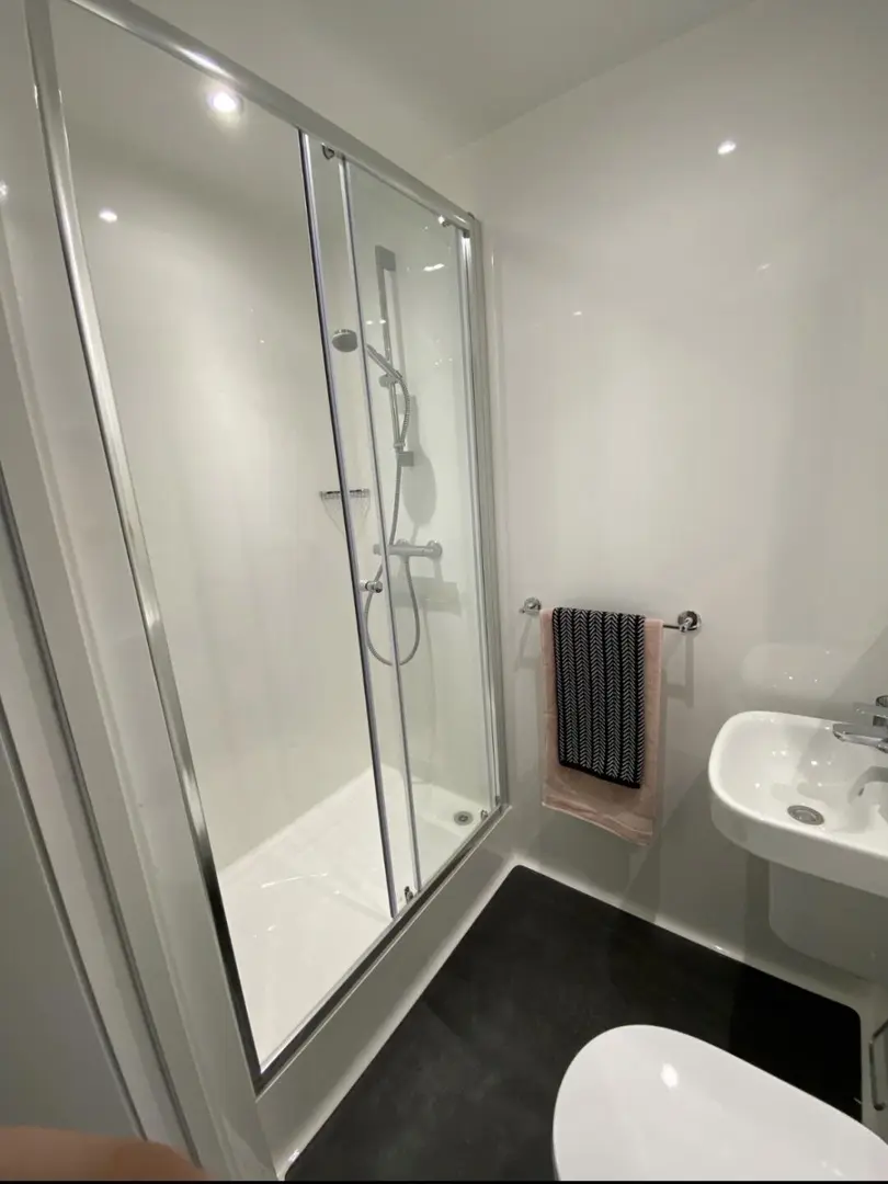 25fall利茲，雙人住還包早餐，才200出頭