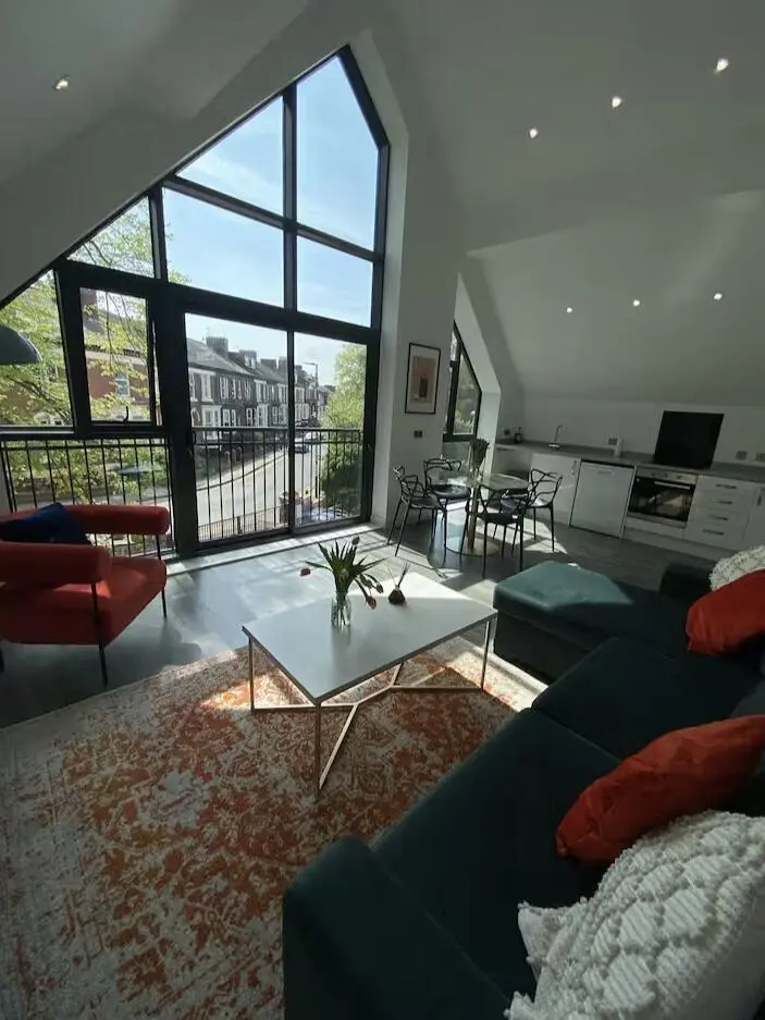 倫敦1找下一任租客 （沒刪就在）