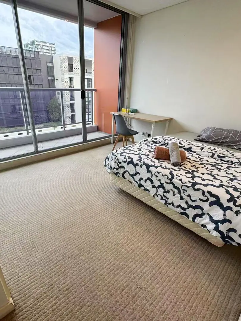 雪梨泰勒學院旁，複式2b2b找室友～