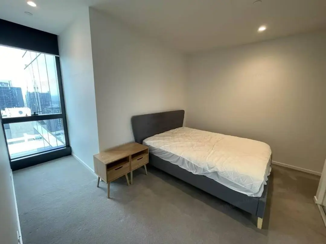 墨爾本回去了，ct找下一任租客，1b1b帶家具