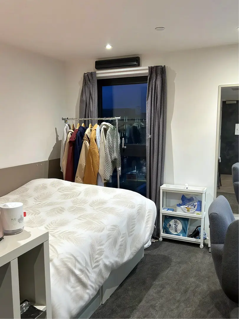 曼大一個人住這個獨衛studio，幸福感滿滿～