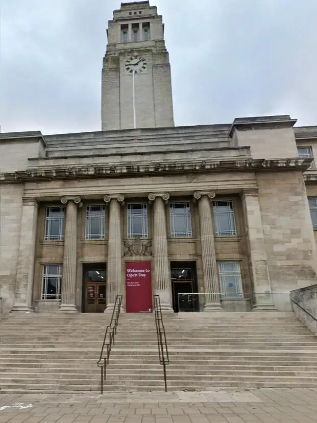 利茲大學標誌性建築-帕金森樓