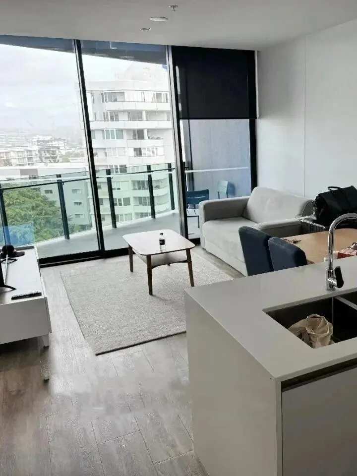 布里斯班轉帶陽台1b1b～包bills可雙人❗️