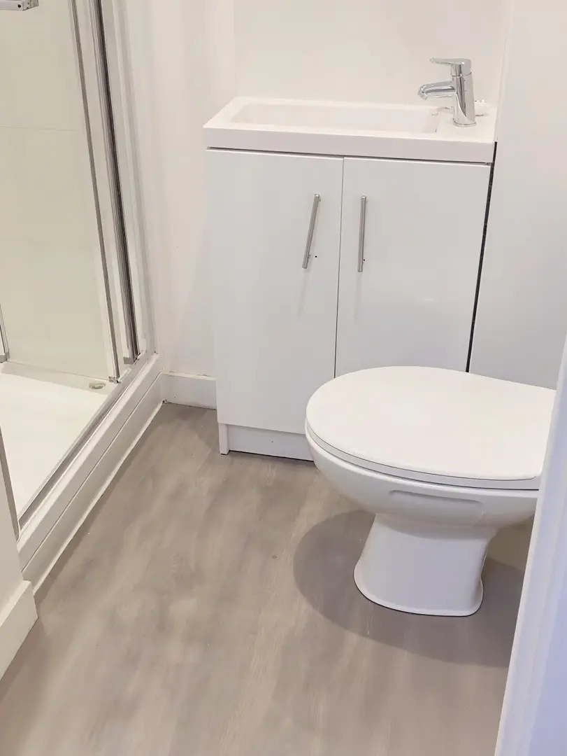 捡漏一间 伯大附近studio 包bill还20m²