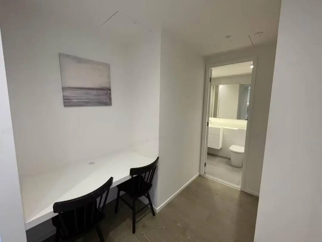 墨爾本回去了，ct找下一任租客，1b1b帶家具