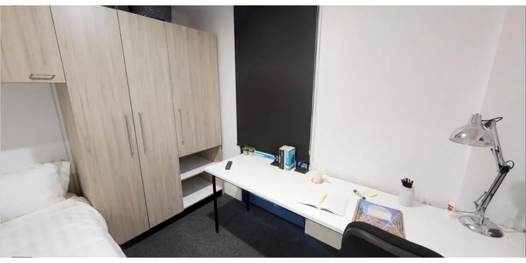 布里斯班精簡studio！月租649，交通便利！