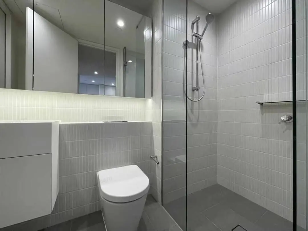 墨爾本回去了，ct找下一任租客，1b1b帶家具