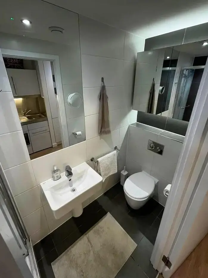 英碩結束了，轉倫敦包bill的studio～