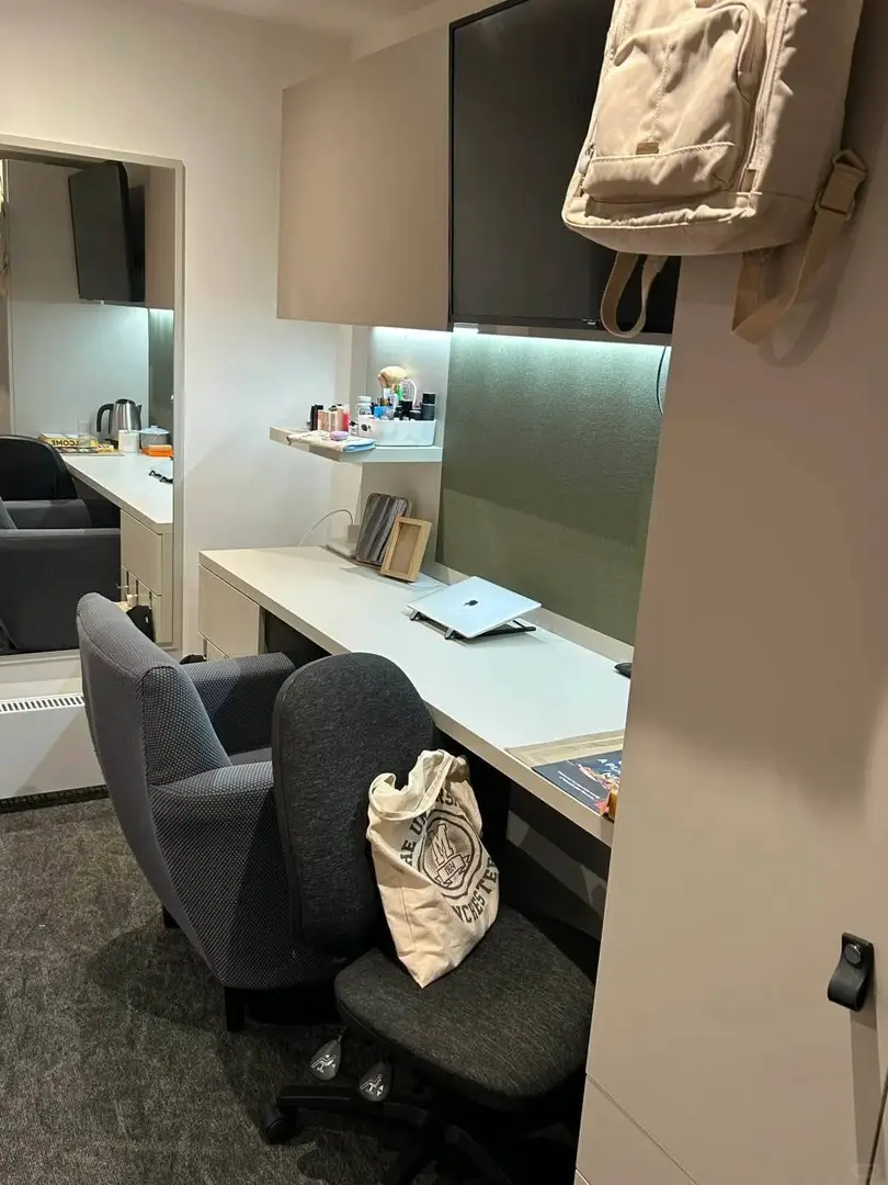 房東直租｜諾丁漢帶陽台studio