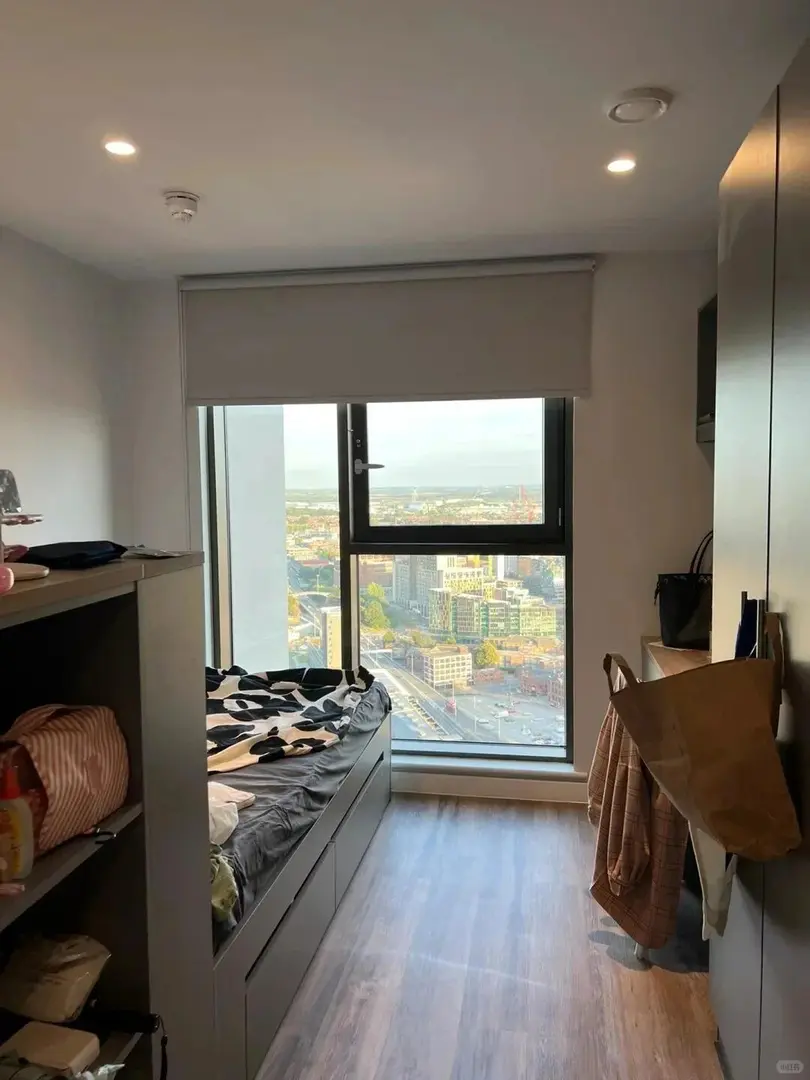 華威大學附近，150pw獨衛包bill沒刪就在