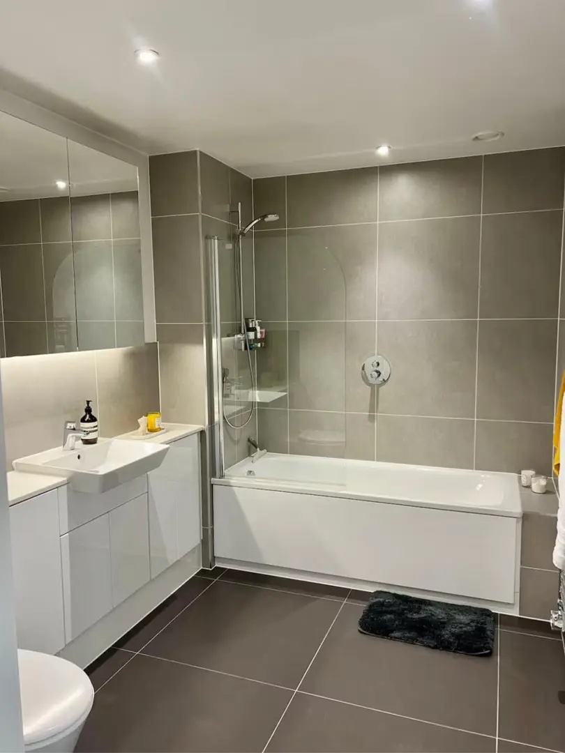 阿德city 2b蹲個室友～女生only！！