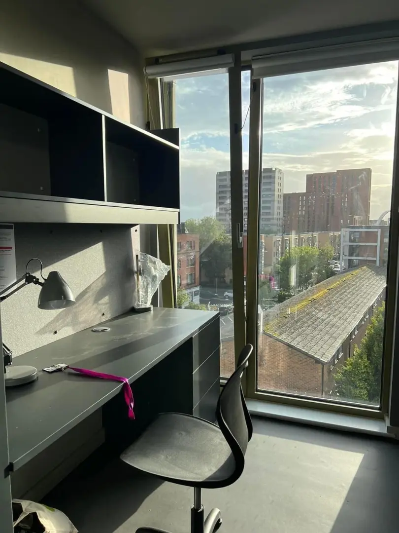 急！曼城暑期轉租studio（cover租期可🔪