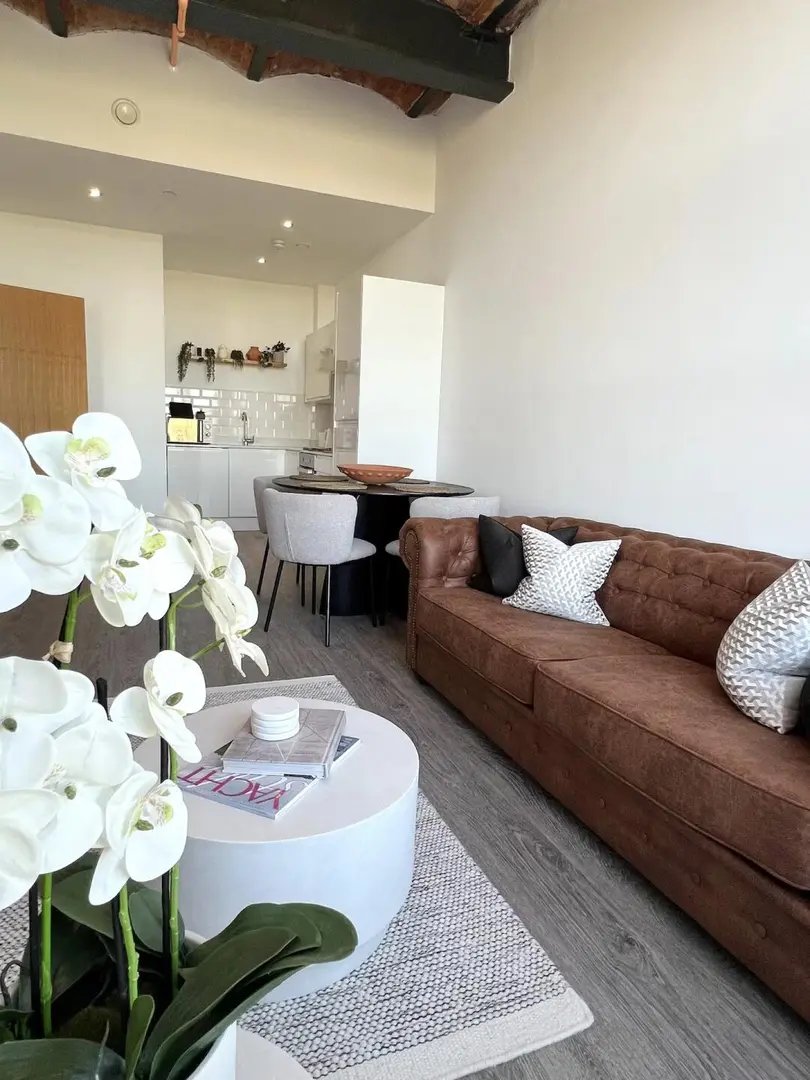 含淚➗｜近曼大1b1b帶全景大窗