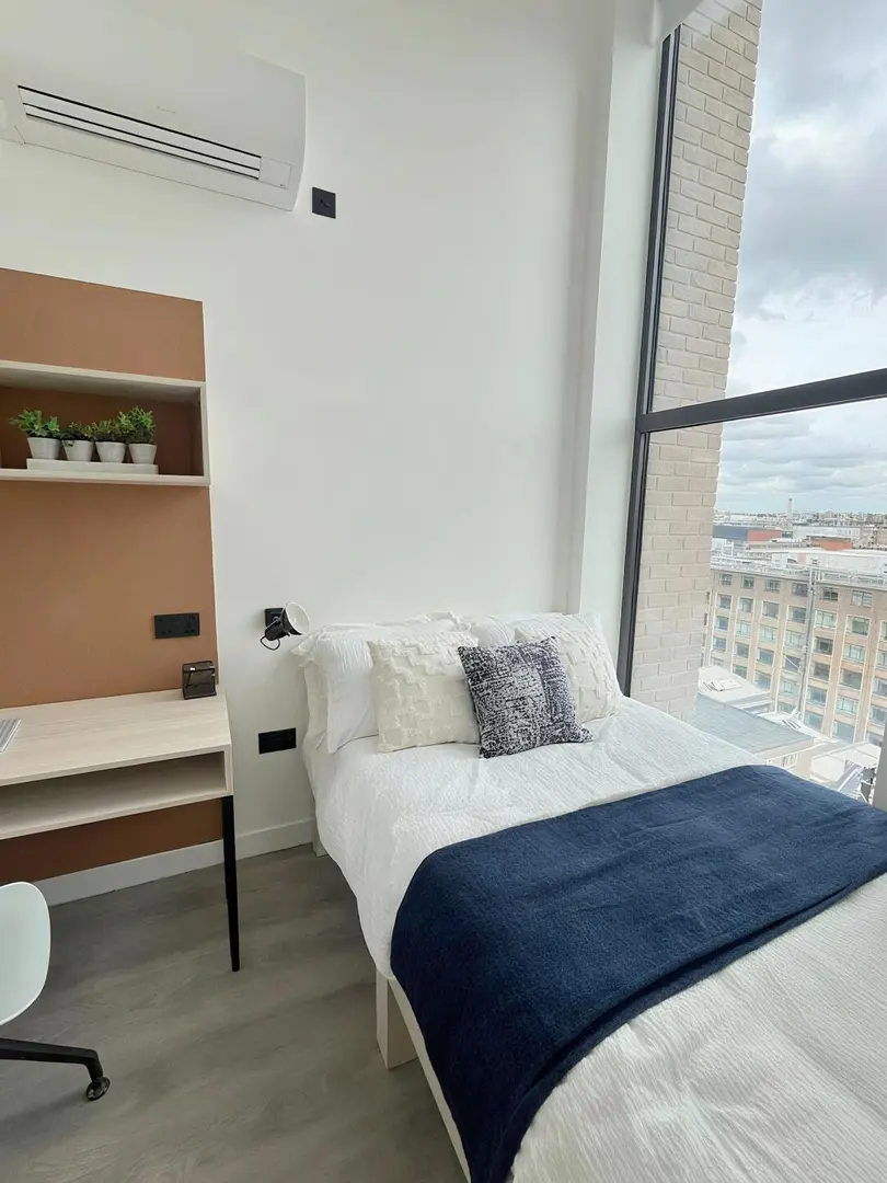 格拉斯哥出個1b1b 有人願意接手嗎