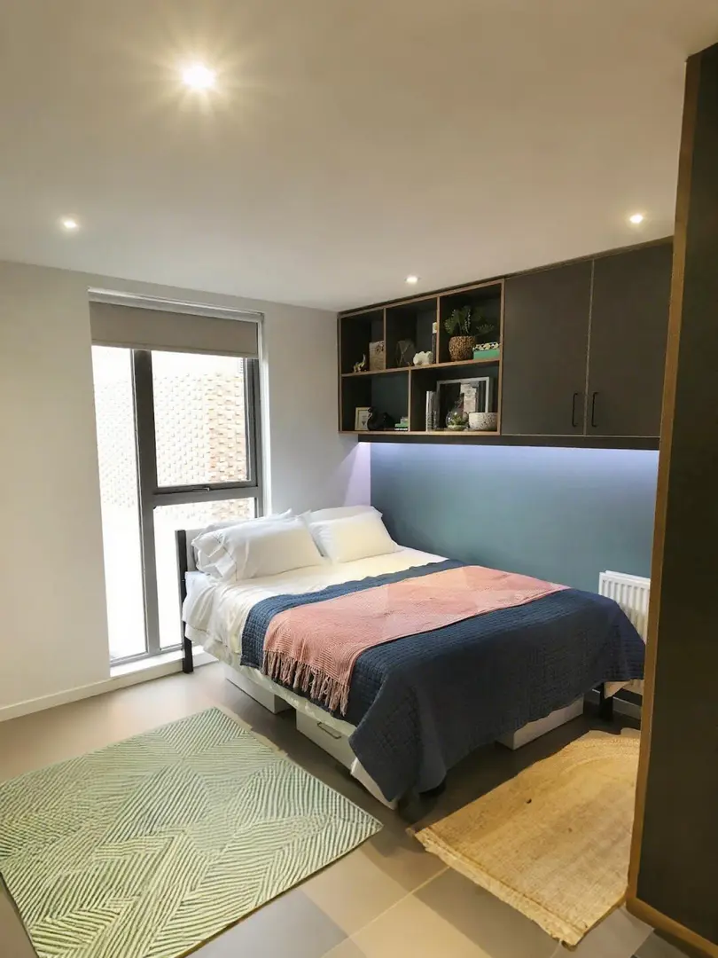 畢業急轉 倫敦學校旁25㎡落地studio 包bill