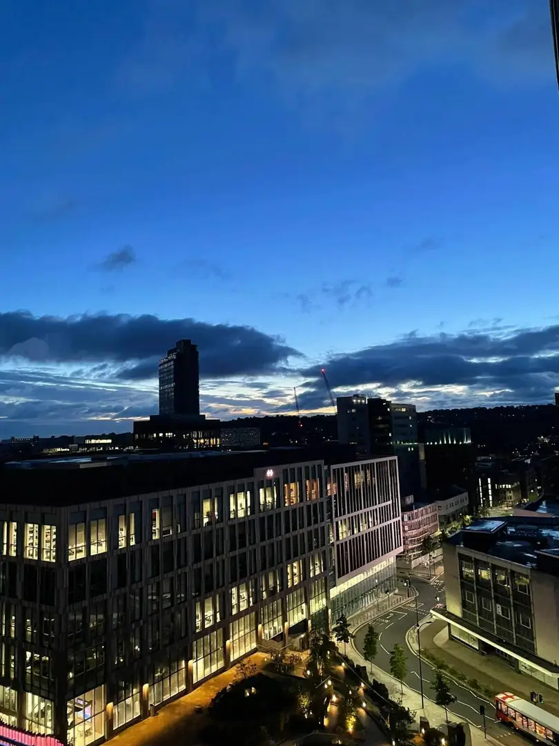 謝菲爾德｜有班車接送的神仙公寓🏘️