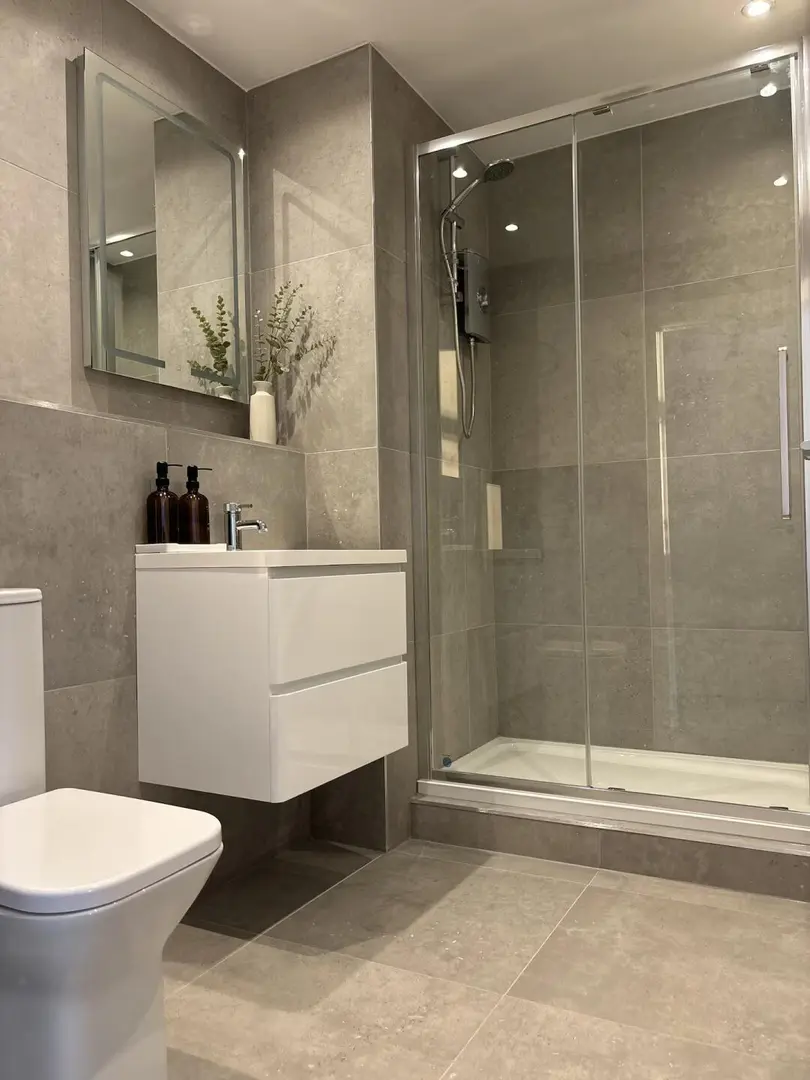 曼城1b1b找個接手的寶～大落地窗可小🔪