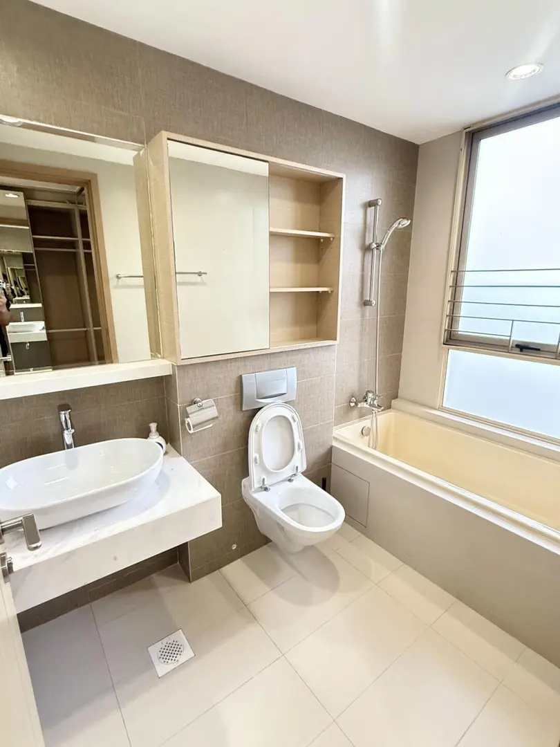 虎豹別墅主人房～🚶到NUS和科廷 包bill！