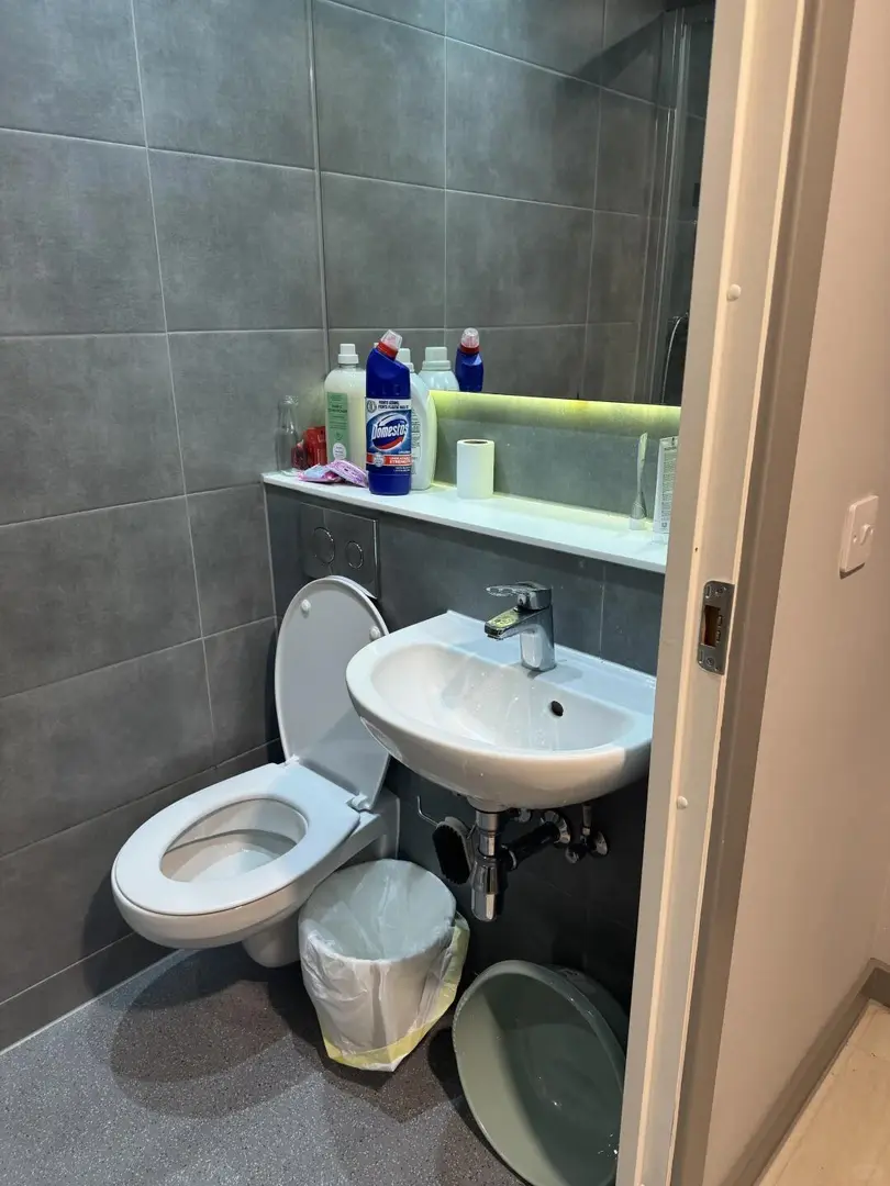 格拉斯哥含淚🥹轉租我的studio~河景房