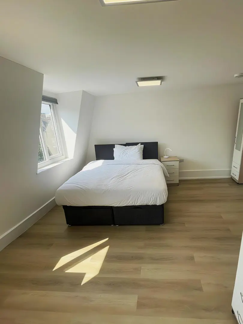 倫敦轉步行到UCL的studio 包bills～