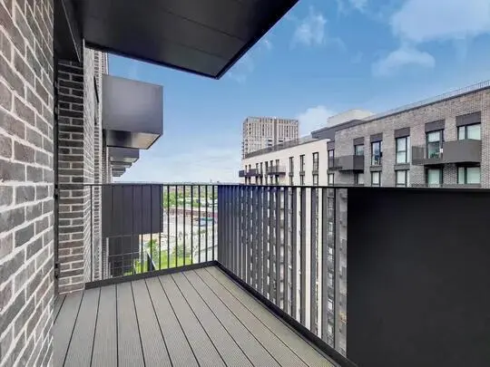 UCL附近的2b戶型求室友