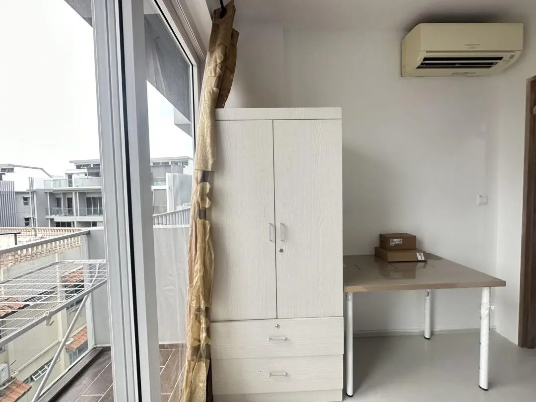 新加坡🇸🇬｜超值普通房，全包水電網