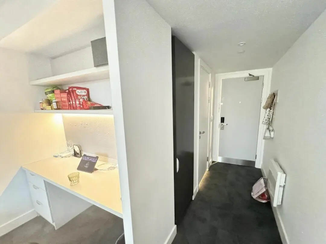 來紐卡留學就住這個吧！商院門口包bill！