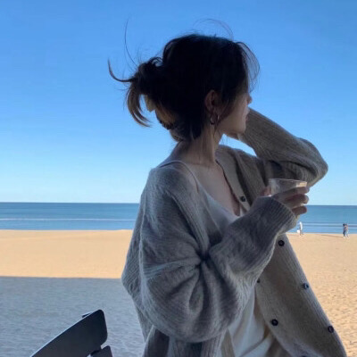 被藍藍的天治癒了🌊