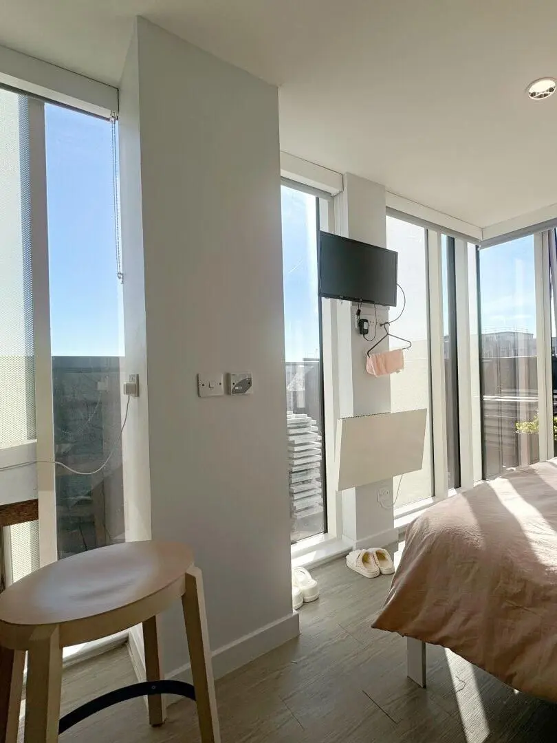 格拉斯哥studio｜大落地窗😍