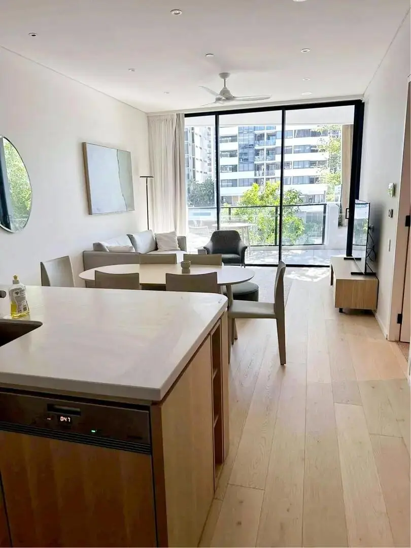 布村帶陽台1b找下任租客～包bills🉑雙人