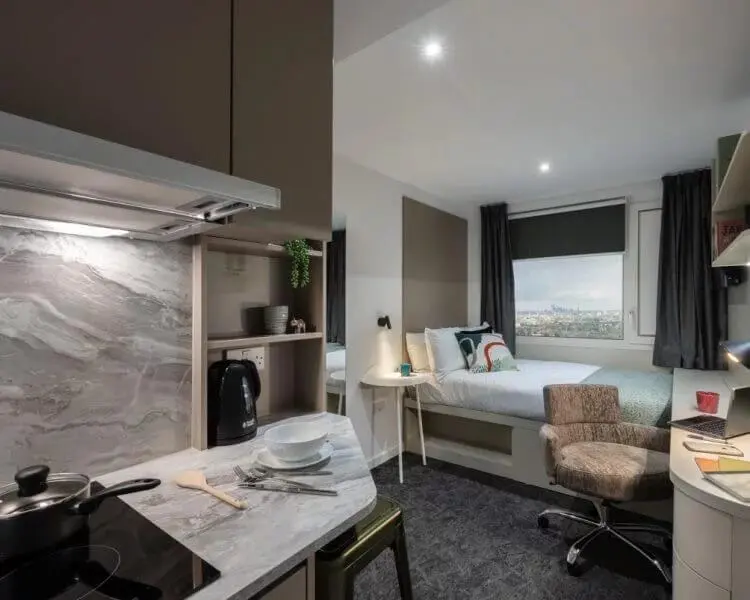 倫敦官方轉租Vaga高層Studio，生活便利！