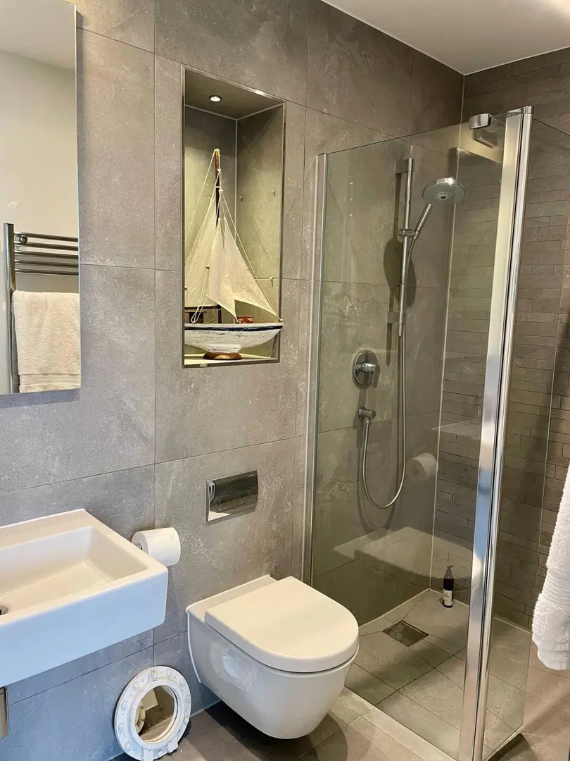 倫敦一區2b2b找下一任租客~