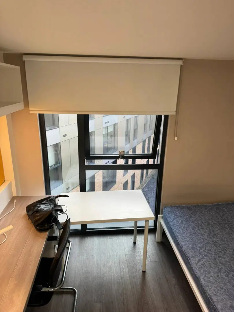 謝大旁帶洗衣機的studio｜200包bill