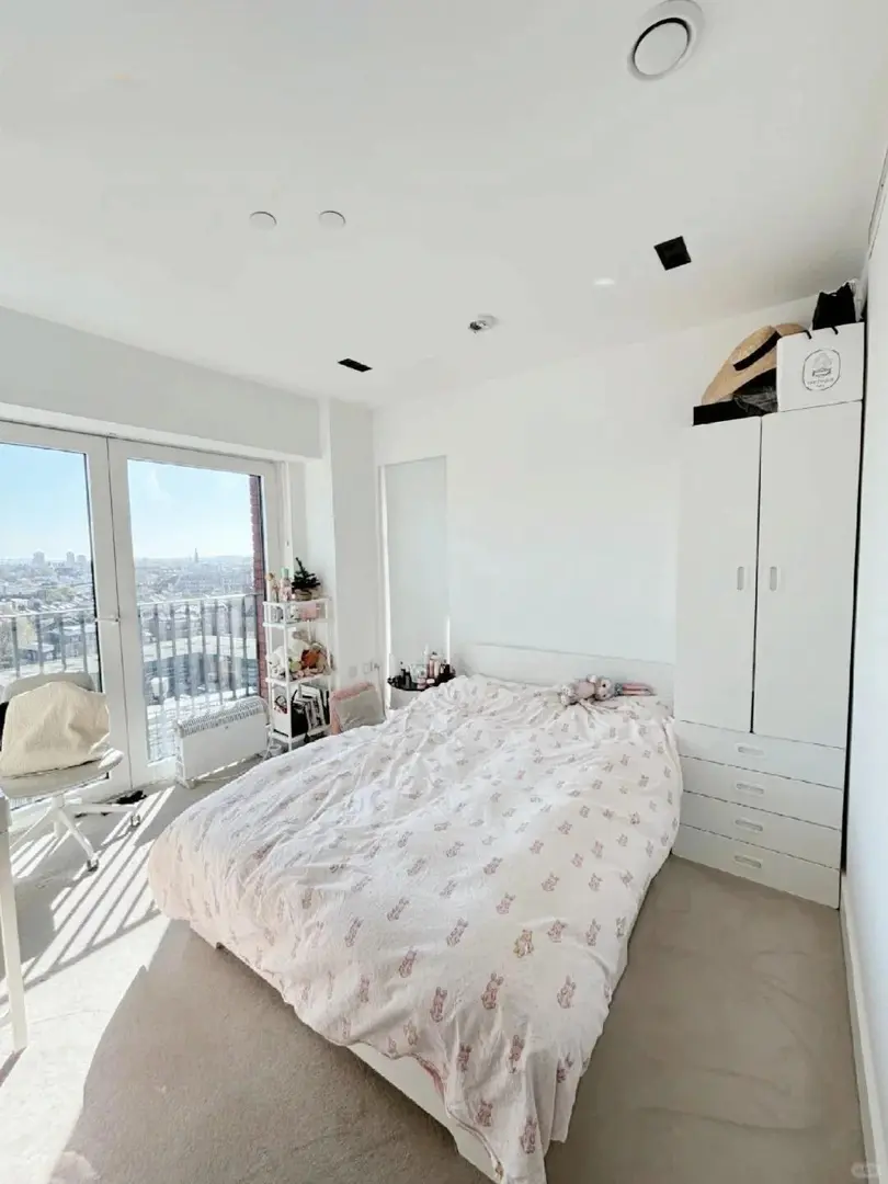 紐卡100+pw在線蹲室友~包bills 急急急❗️