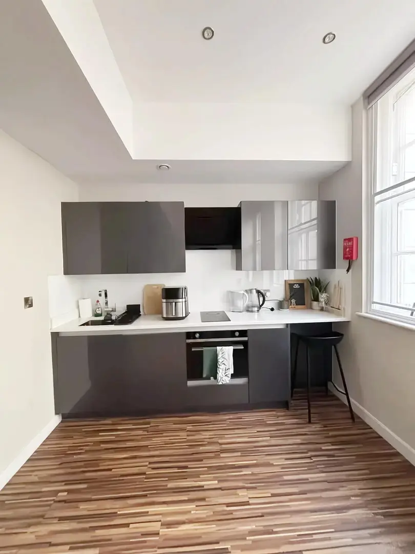 破防了，10min到曼大免費洗衣studio沒人要