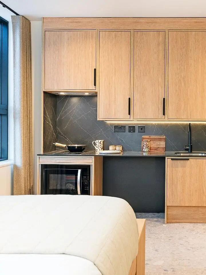 急出‼️曼大南校區studio包bill，步行到校