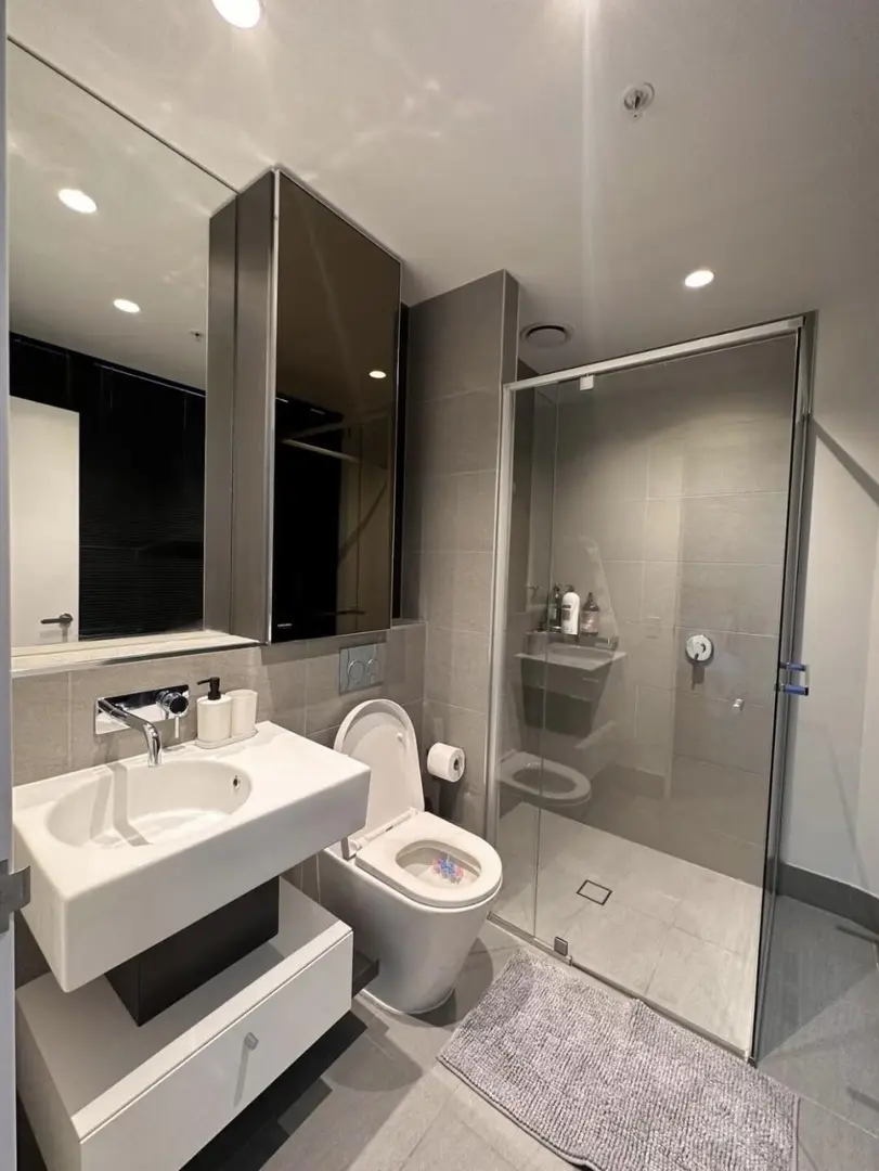 墨爾本1b1b骨折出❗️近墨大、帶家具