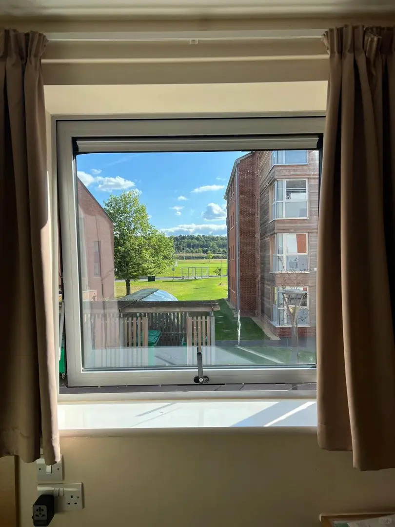 找愛丁堡GS校區的寶接手這個朝陽ensuite！