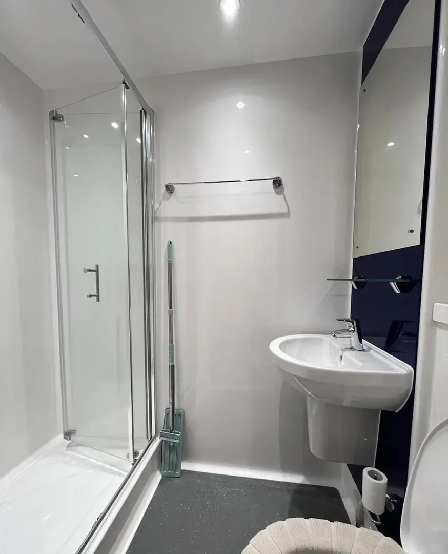 華威大學旁邊209pw的studio帶洗衣機還20m²