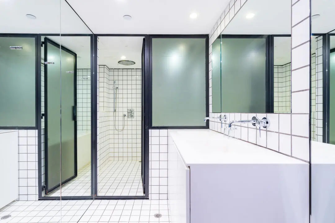 真的會謝，香港留學租這個studio被我媽罵了