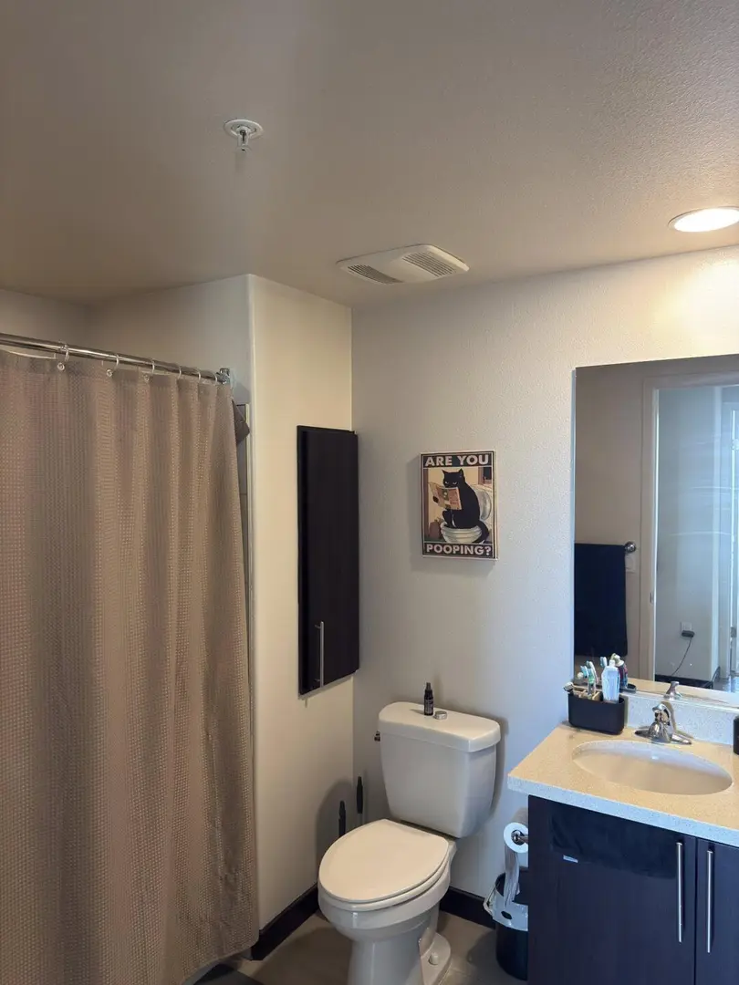 轉洛杉磯近ucla房東直租的2b，包bill帶家具