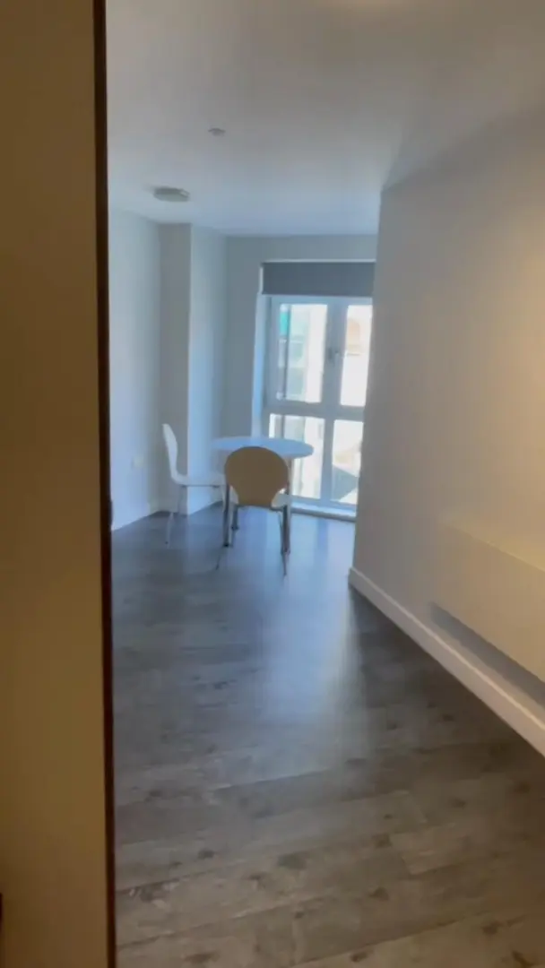 Roost—cornerhouse｜2b拼女生室友🏠