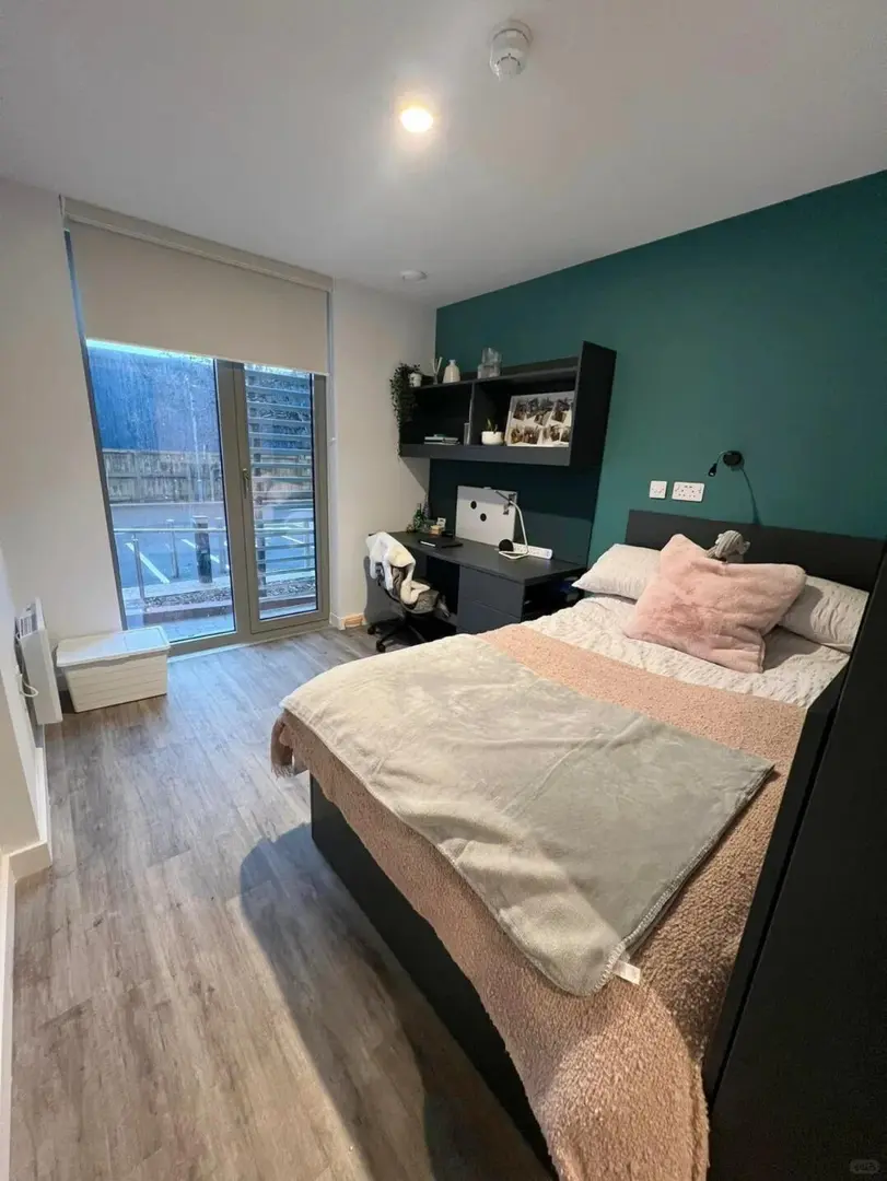 華威大學開局｜135pw的studio全包bill