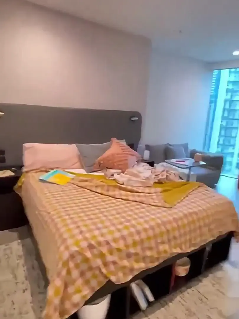 墨爾本南天門極光樓1b1b，帶空調包bill