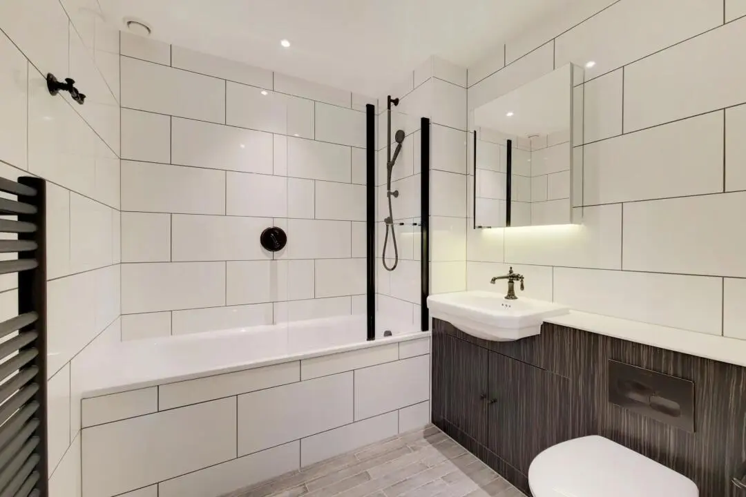 倫敦雙主臥拼室友!！急拼 人均269pw