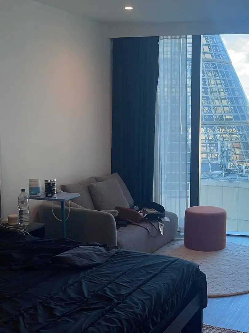 墨爾本｜大落地窗真的很吸引啊 包bill！