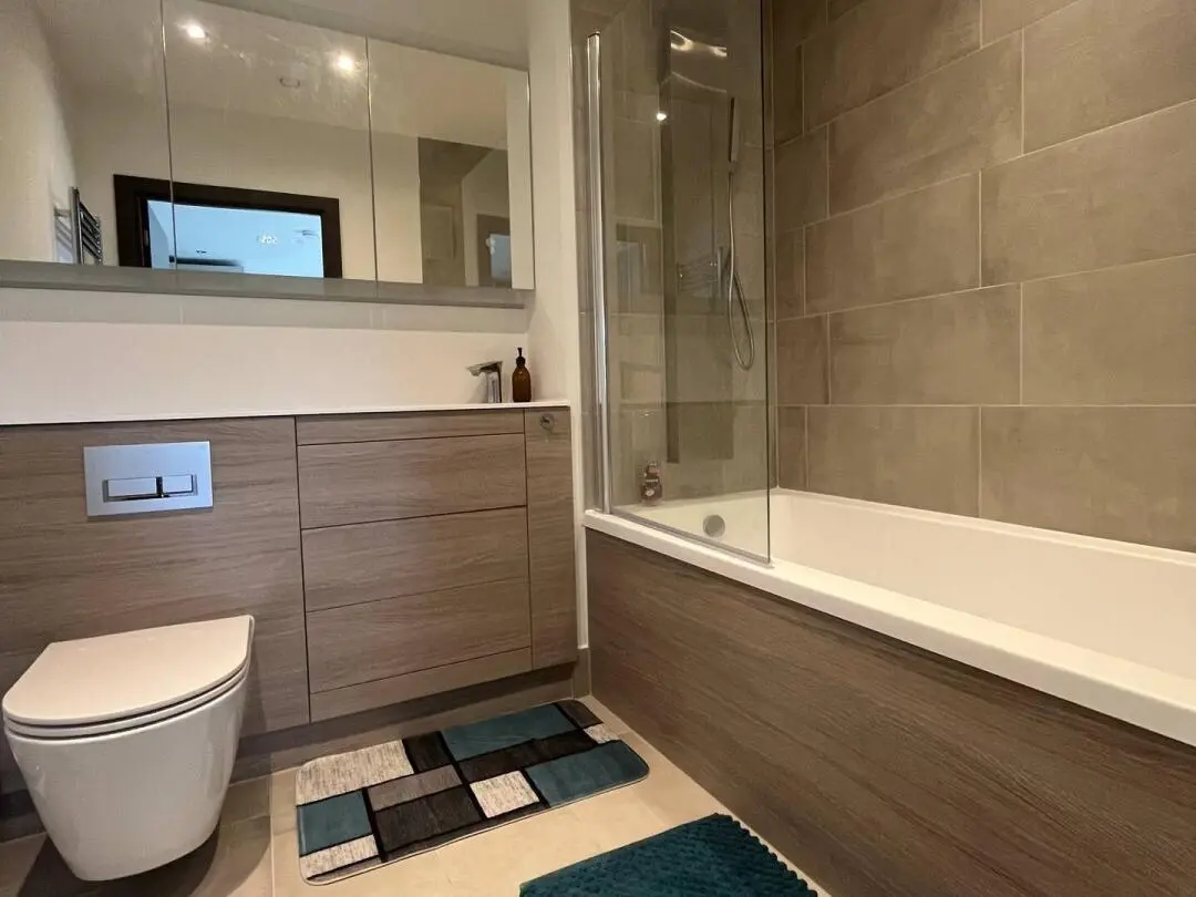 倫敦步行500米到UCL的1b1b，價格低到塵埃里